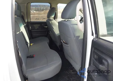 2014 Ram 1500 Express z USA, uszkodzony, nr VIN 1C6RR7FT7ES109890